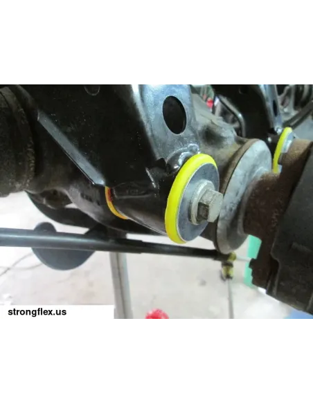 031598A: Rear diff front mounting bush SPORT